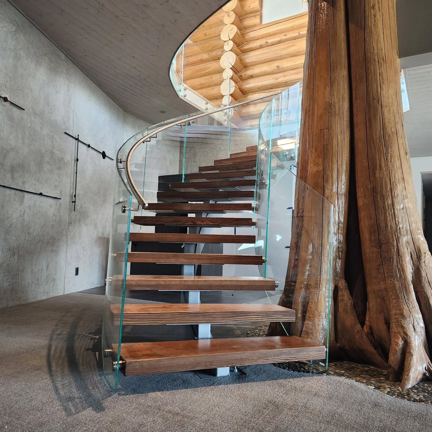 Curved staircase — reference 028 — Stairs supplied by Elite Visionary